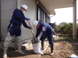 常総市でのボランティアの様子