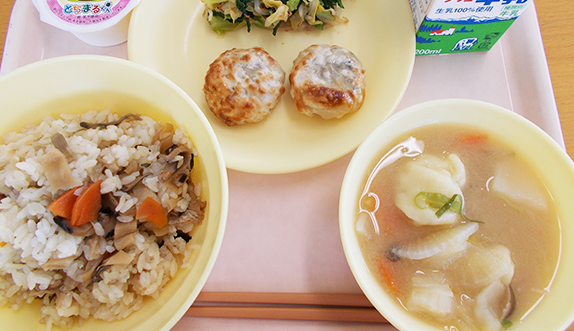 学校給食