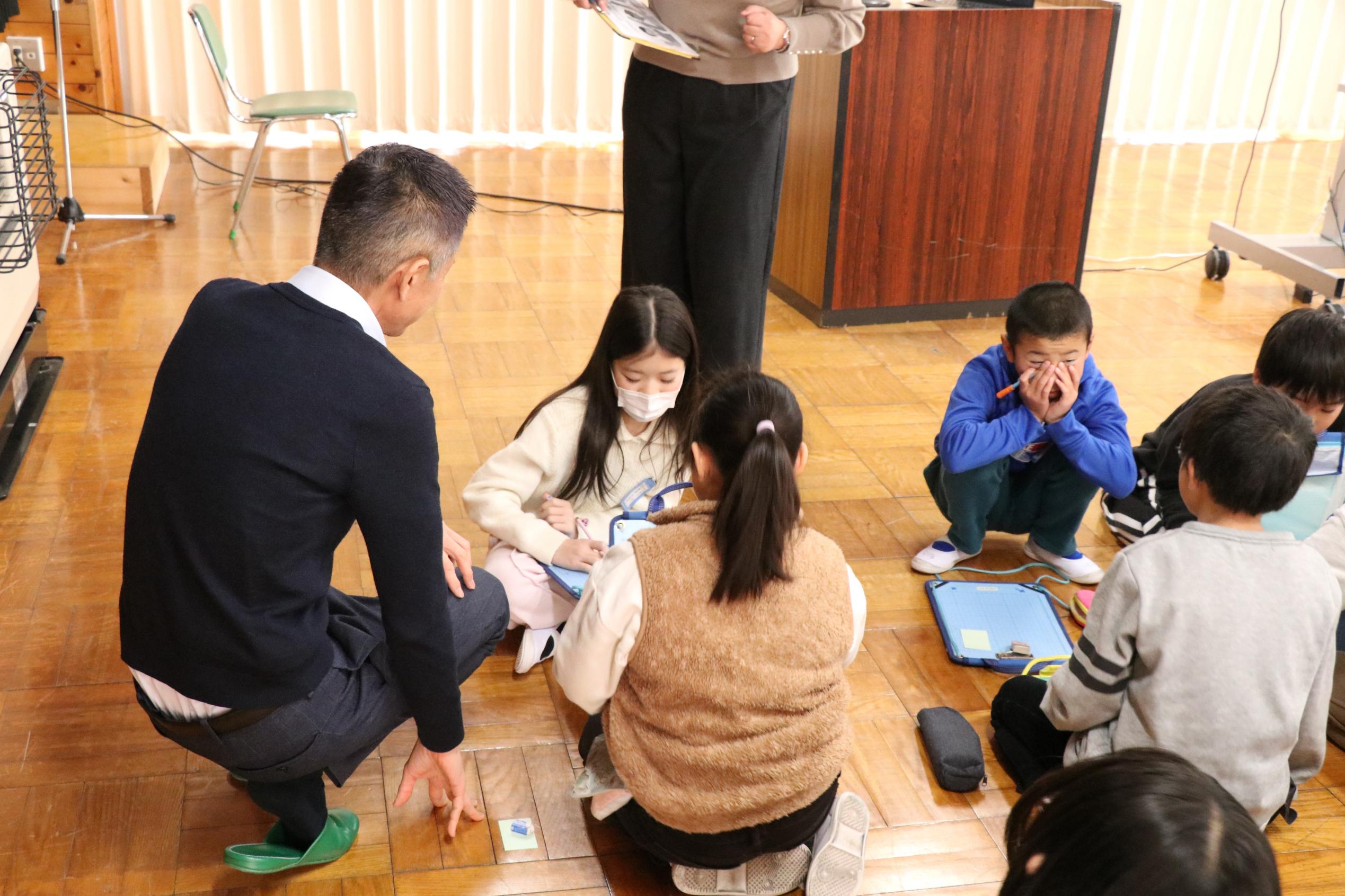 高久小学校のキャリア教育講話の写真2