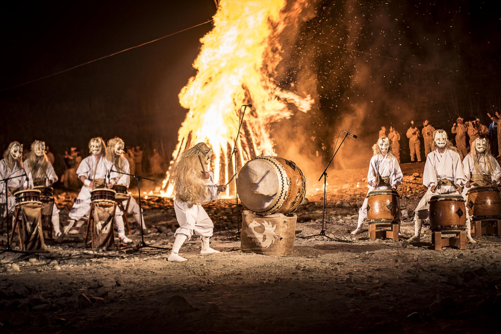 御神火祭